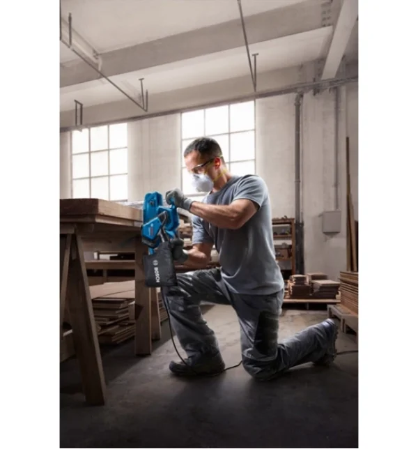 ლენტური სახეხი მანქანა GBS 750 Professional 06012C1020